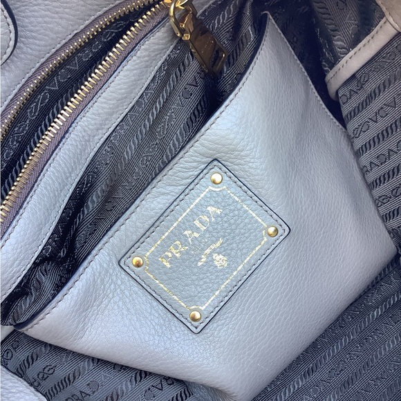 NICE genuine leather PRADA tote bag 🌷🌷 - Picture 8 of 16